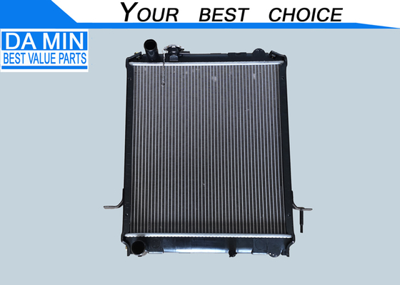 4HG1 Radiator 8971771931 NPR NQR Engine Cooling Parts Core Height 530mm Core Width 490mm Aluminum-Plastic Water Tank
